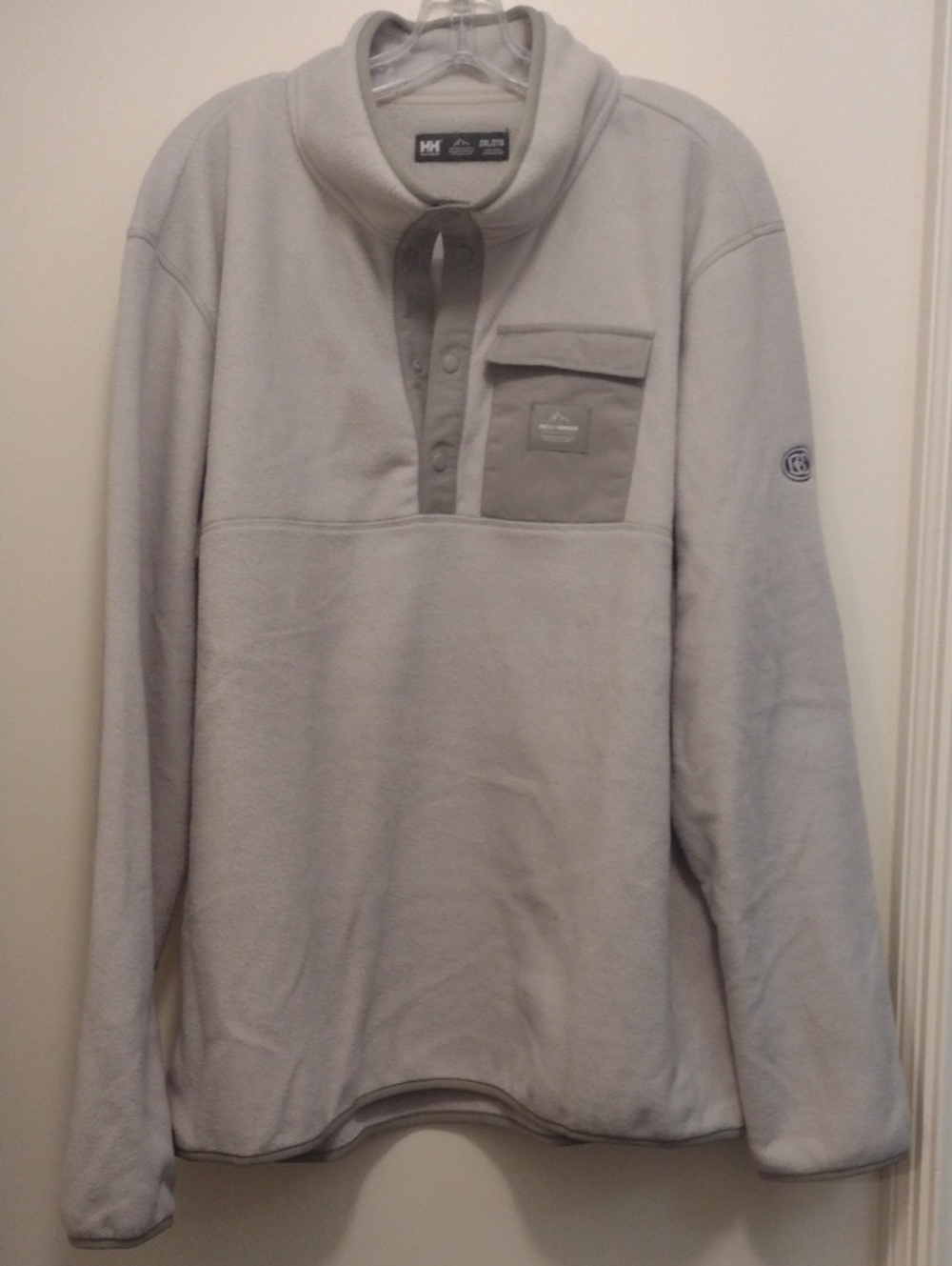 Helly Hansen Men’s Gray Snap-Placket Pullover (J1350)